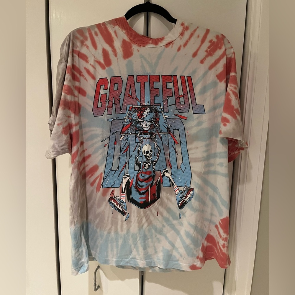 Grateful Dead t-shirt